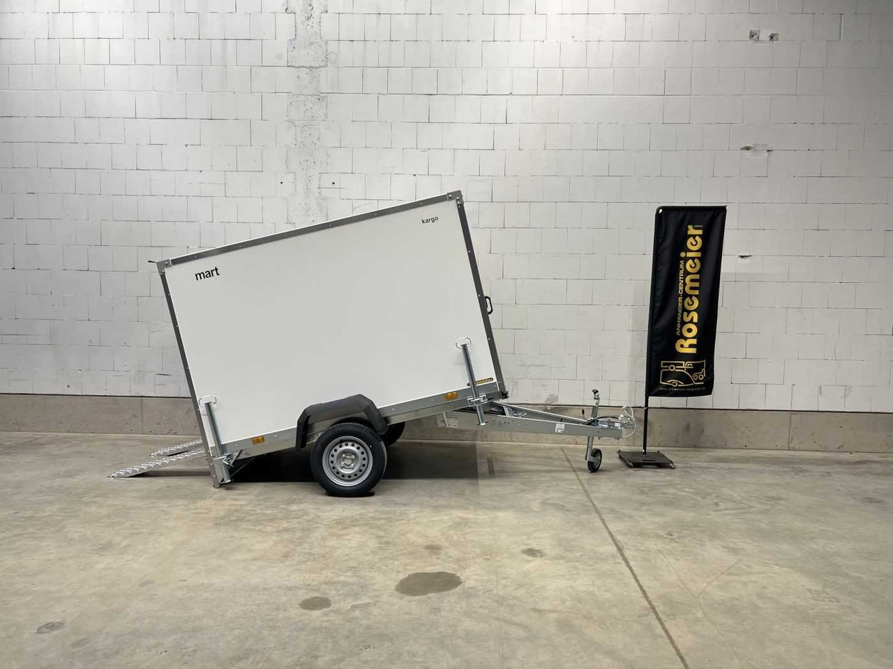 MARTZ Smart Kargo 232 0,75T Kofferanhänger - Remolque para moto: foto 1 MARTZ Smart Kargo 232 0,75T Kofferanhänger - Remolque para moto: foto 1