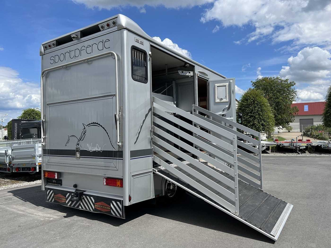 Camión para caballos MERCEDES-BENZ Atego 918L LKW: foto 7