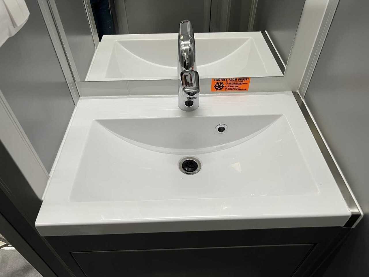 Casa contenedor, Remolque nuevo ROSEMEIER VE Dusch+WC Kombi 2 Toilettenanhänger: foto 10