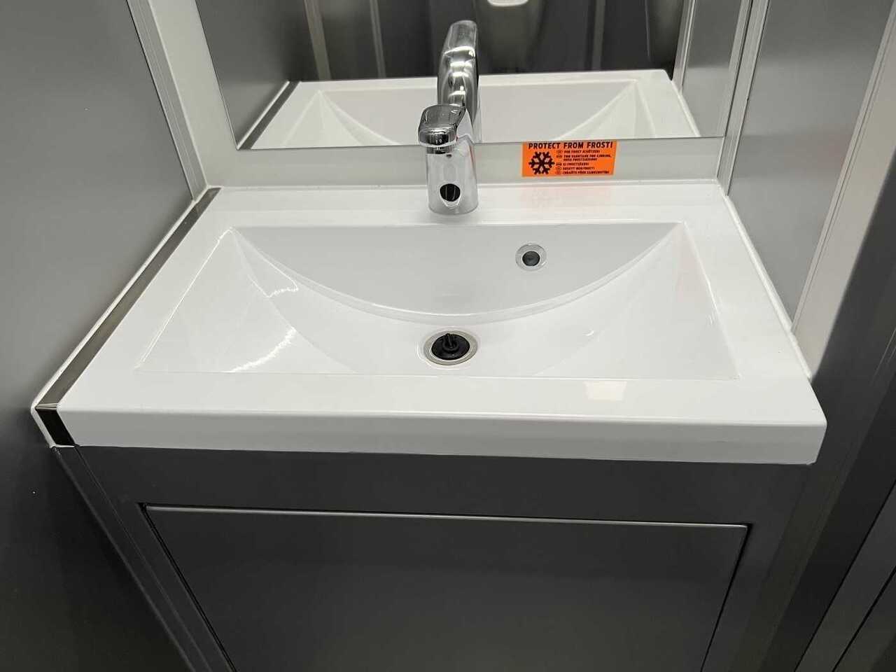 Casa contenedor, Remolque nuevo ROSEMEIER VE Dusch+WC Kombi 2 Toilettenanhänger: foto 18