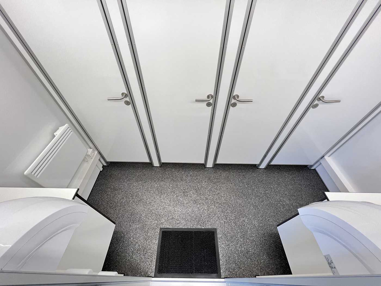 Leasing de ROSEMEIER EW TA-NO 4 Damen, 2 Herren + 4 Urinale Toilettenanhänger ROSEMEIER EW TA-NO 4 Damen, 2 Herren + 4 Urinale Toilettenanhänger: foto 15