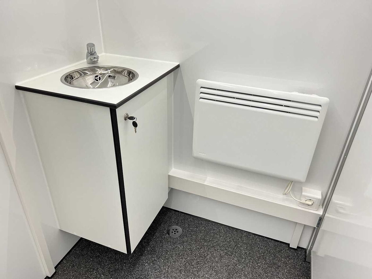 Leasing de ROSEMEIER EW TA-NO 4 Damen, 2 Herren + 4 Urinale Toilettenanhänger ROSEMEIER EW TA-NO 4 Damen, 2 Herren + 4 Urinale Toilettenanhänger: foto 23
