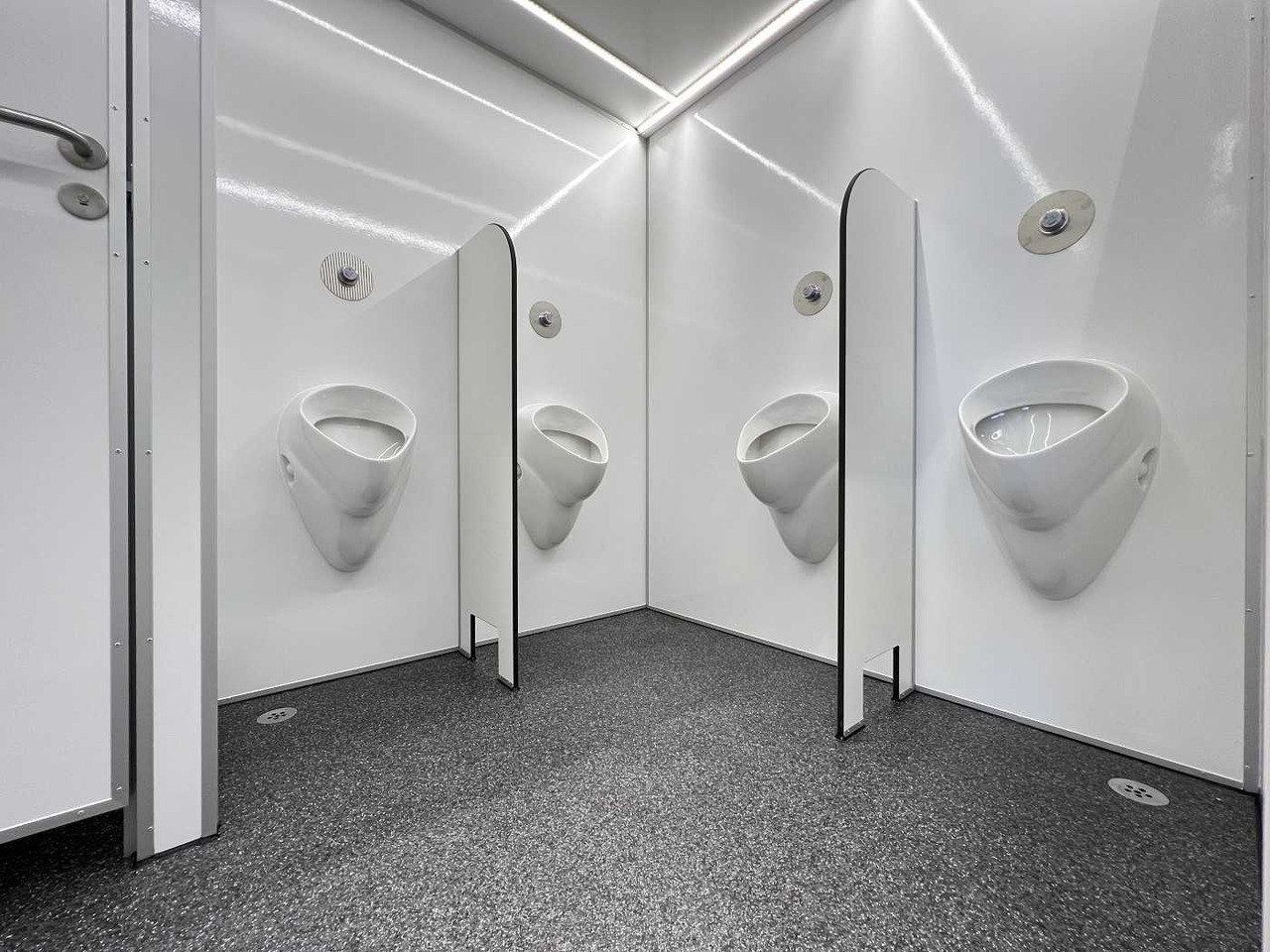 Leasing de ROSEMEIER EW TA-NO 4 Damen, 2 Herren + 4 Urinale Toilettenanhänger ROSEMEIER EW TA-NO 4 Damen, 2 Herren + 4 Urinale Toilettenanhänger: foto 24