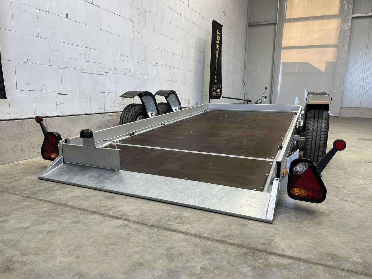 VEZEKO Husky FB 27.35 Absenker - Remolque: foto 5 VEZEKO Husky FB 27.35 Absenker - Remolque: foto 5