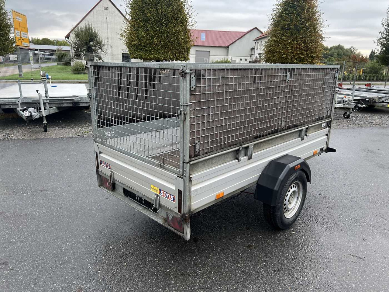 SARIS BMG135V McAlu Compact Gitter Kastenanhänger gebr - Remolque de coche: foto 3 SARIS BMG135V McAlu Compact Gitter Kastenanhänger gebr - Remolque de coche: foto 3