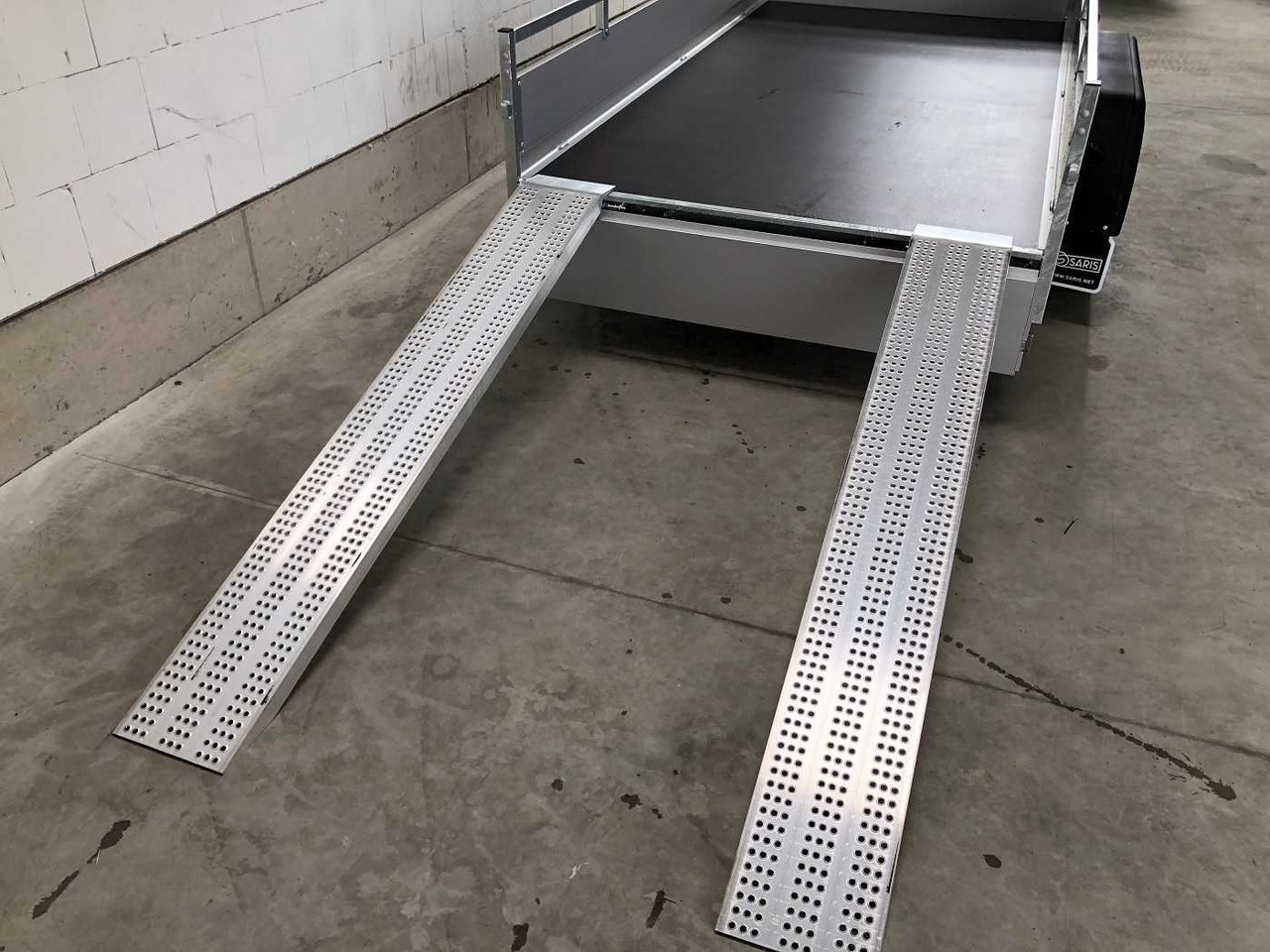 Remolque de coche nuevo SARIS McAlu Pro 305 153 2000 2 Ramp Kastenanhänger geb: foto 9