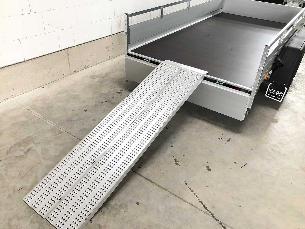 Remolque de coche nuevo SARIS McAlu Pro 305 153 2000 2 Ramp Kastenanhänger geb: foto 8