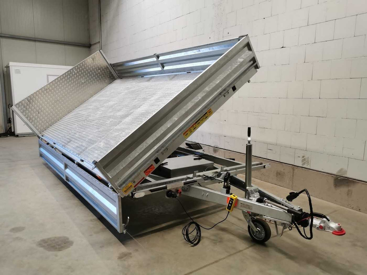 Remolque volquete nuevo VEZEKO Juki 35.3 Multi Stahl Multidreiseitenkipper: foto 23