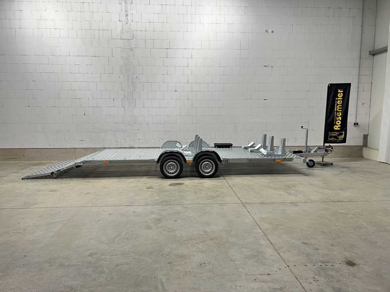 VEZEKO Motovan D 27+Box Motorradanhänger - Remolque para moto: foto 1 VEZEKO Motovan D 27+Box Motorradanhänger - Remolque para moto: foto 1