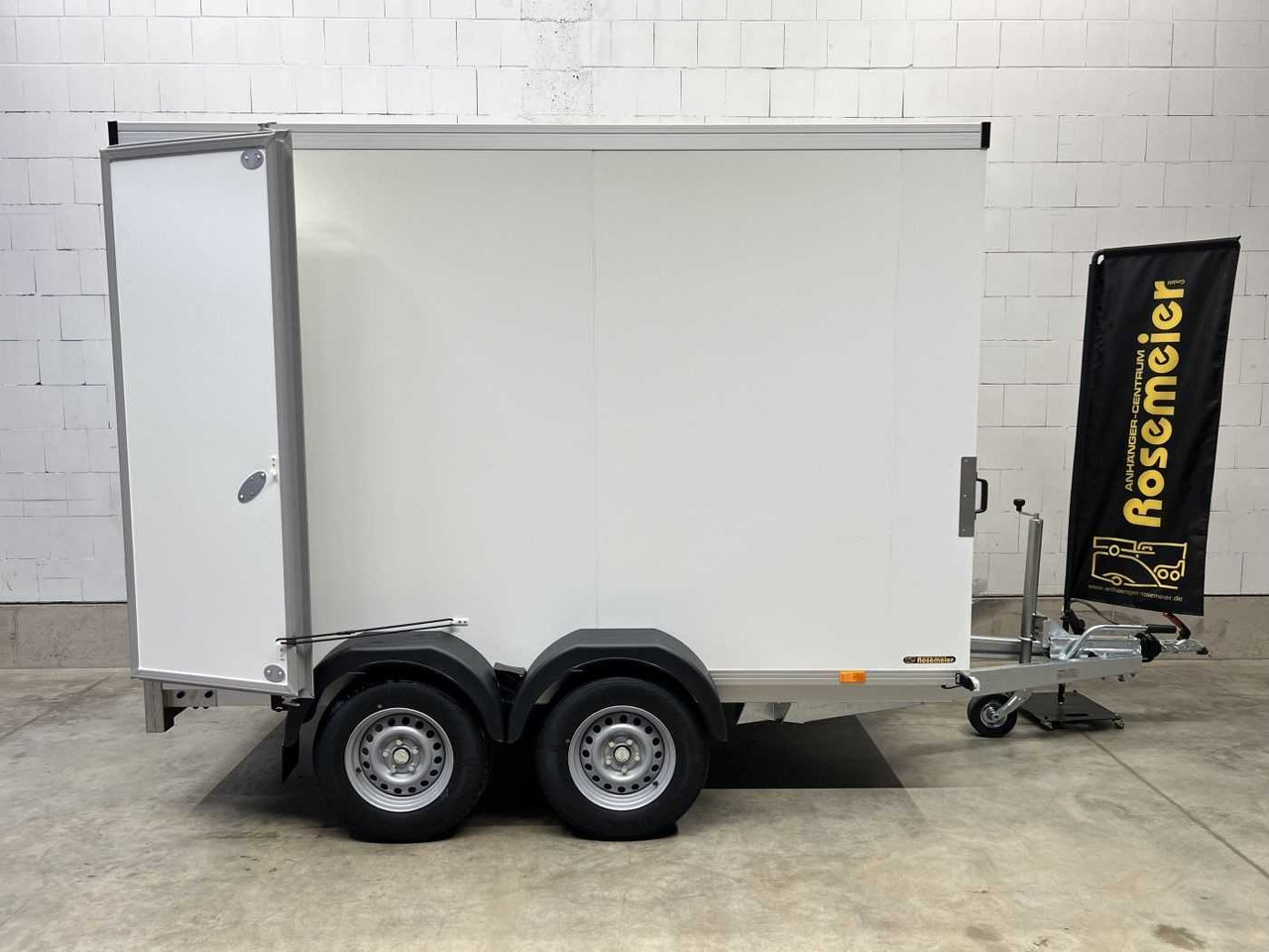 VEZEKO TK B 27.30 Kofferanhänger - Remolque caja cerrada: foto 1 VEZEKO TK B 27.30 Kofferanhänger - Remolque caja cerrada: foto 1