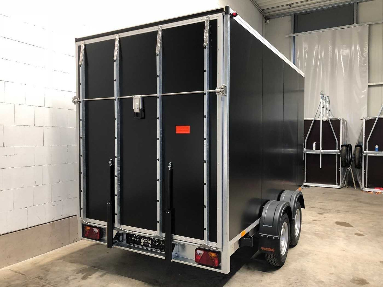Remolque caja cerrada nuevo VEZEKO TK C 27.35 Rampe Kofferanhänger: foto 16
