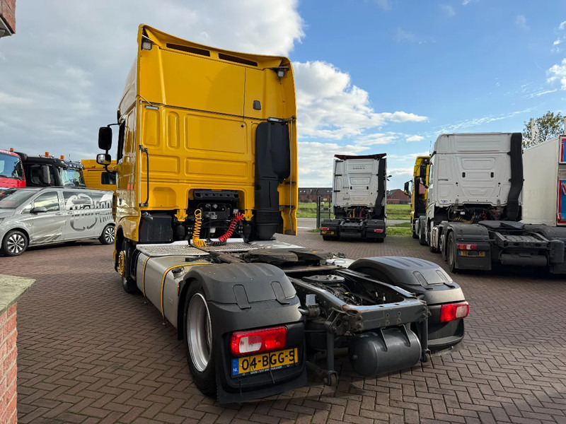 DAF XF 460 XF460 4X2 SSC / lowdeck / Holland Truck - Cabeza tractora: foto 4 DAF XF 460 XF460 4X2 SSC / lowdeck / Holland Truck - Cabeza tractora: foto 4