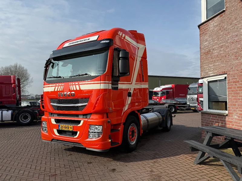 Iveco Stralis 400 Stralis 400 4X2 LNG Retarder 2x Tank Holland Truck TUV 01-2026!!!!!!!! - Cabeza tractora: foto 2 Iveco Stralis 400 Stralis 400 4X2 LNG Retarder 2x Tank Holland Truck TUV 01-2026!!!!!!!! - Cabeza tractora: foto 2