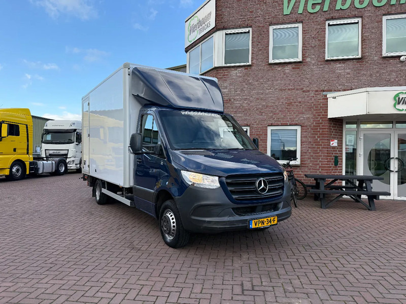 Mercedes-Benz Sprinter Sprinter 515CDI bakwagen met klep / automaat / MBUX /Navi / Airco / Top - Furgoneta caja cerrada: foto 1 Mercedes-Benz Sprinter Sprinter 515CDI bakwagen met klep / automaat / MBUX /Navi / Airco / Top - Furgoneta caja cerrada: foto 1