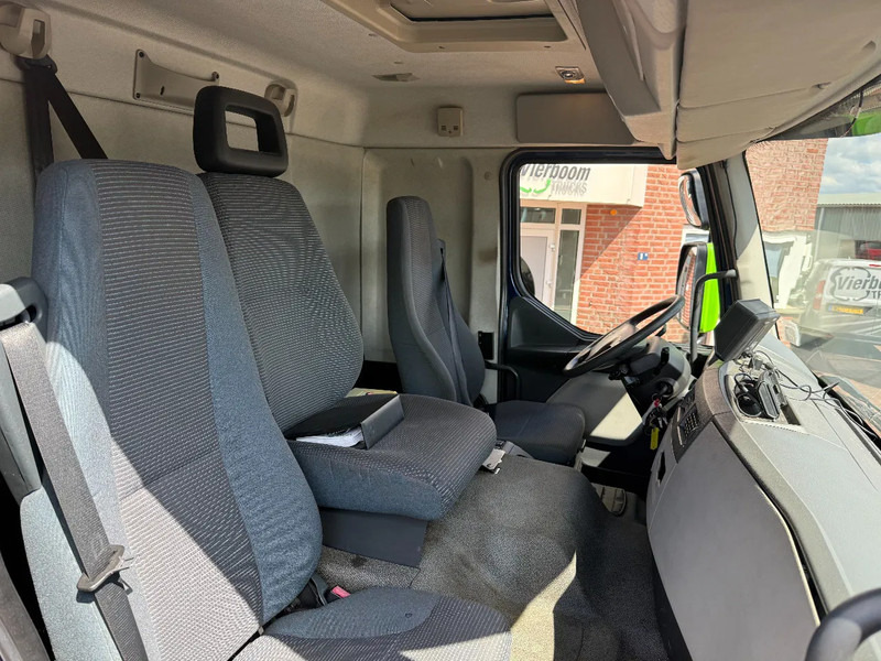 Camión caja cerrada Volvo FE FE 42R HYBBRID KOFFER MIT LADEBORDWAND: foto 10