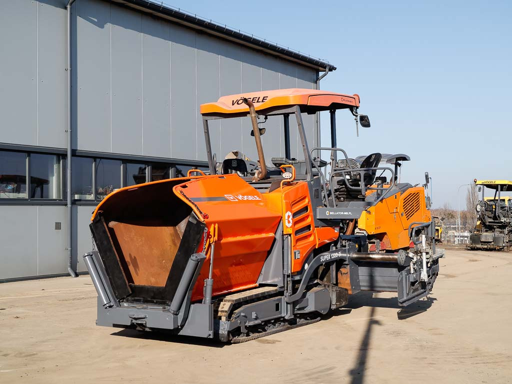 VÖGELE SUPER 1300-3i - Pavimentadora de asfalto: foto 2 VÖGELE SUPER 1300-3i - Pavimentadora de asfalto: foto 2