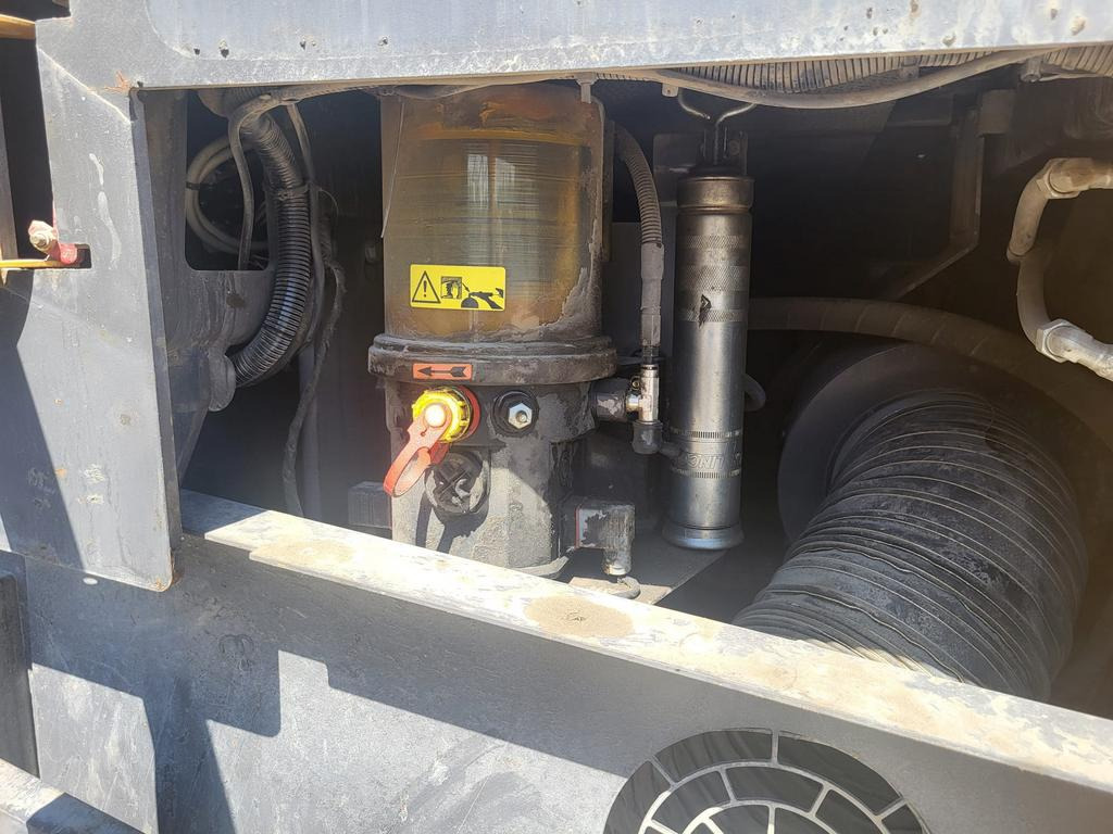 Pavimentadora de asfalto VOLVO ABG P7820C: foto 12