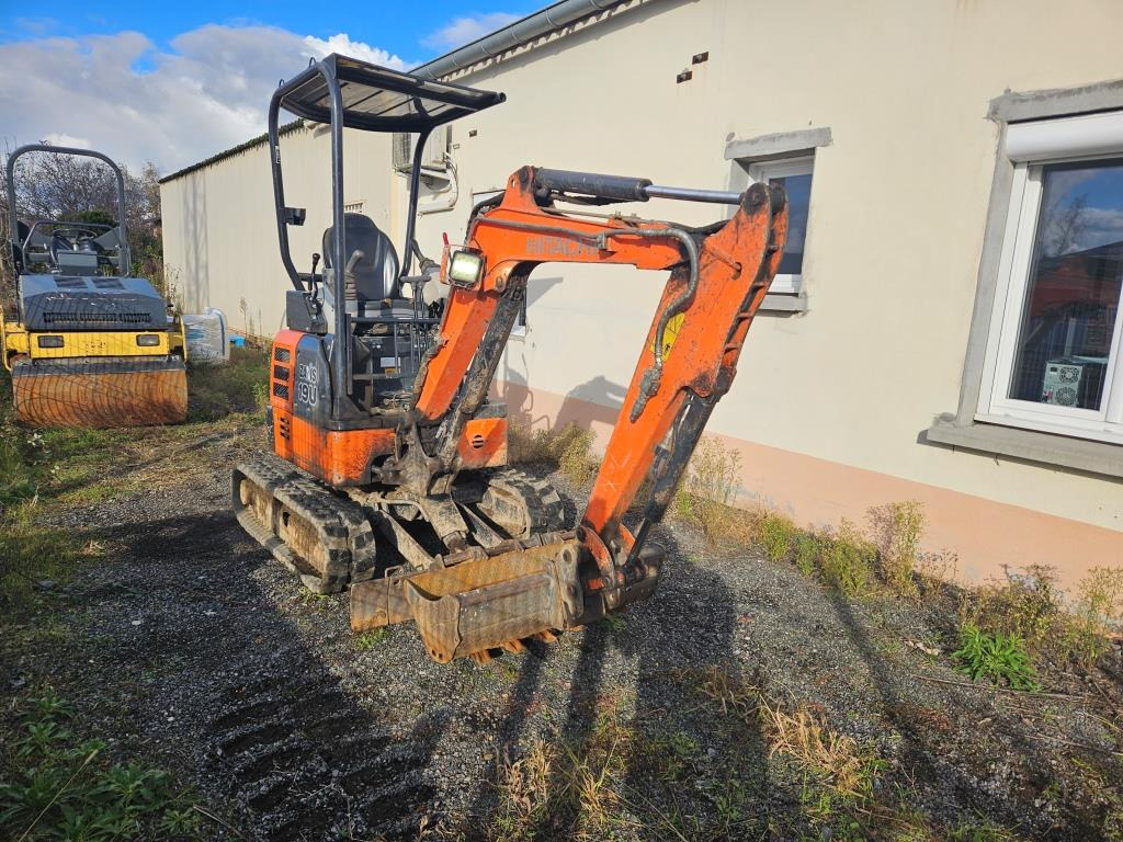 HITACHI ZX 19 - Miniexcavadora: foto 4 HITACHI ZX 19 - Miniexcavadora: foto 4