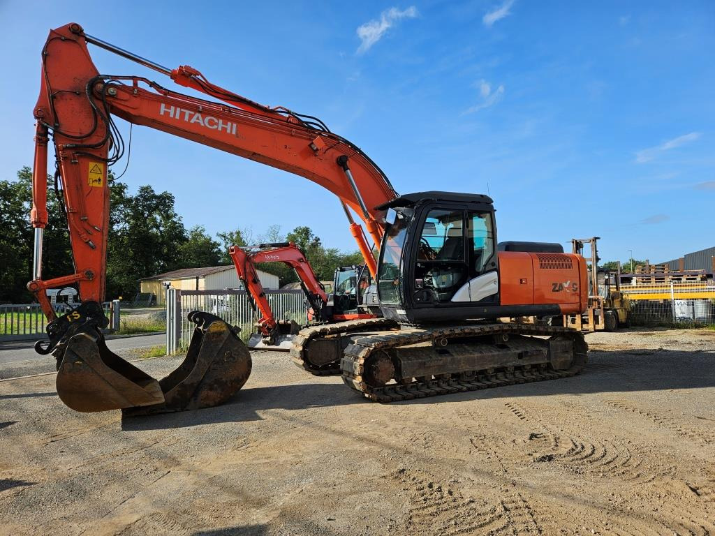 HITACHI ZX 210 LC - Excavadora de cadenas: foto 1 HITACHI ZX 210 LC - Excavadora de cadenas: foto 1