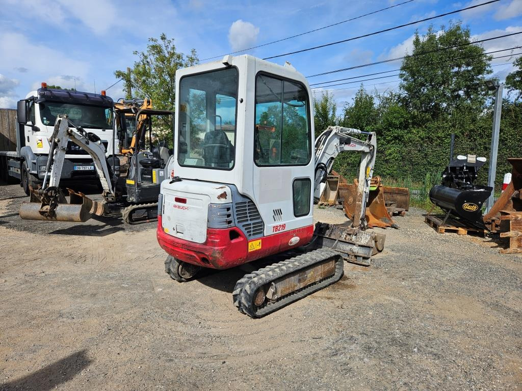 TAKEUCHI TB 219 - Miniexcavadora: foto 4 TAKEUCHI TB 219 - Miniexcavadora: foto 4