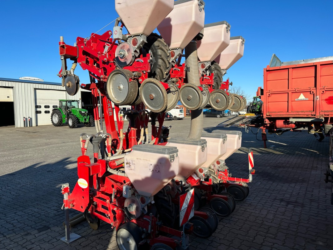 Becker Aeromat 8 DTE E-Motion - Sembradora: foto 4 Becker Aeromat 8 DTE E-Motion - Sembradora: foto 4