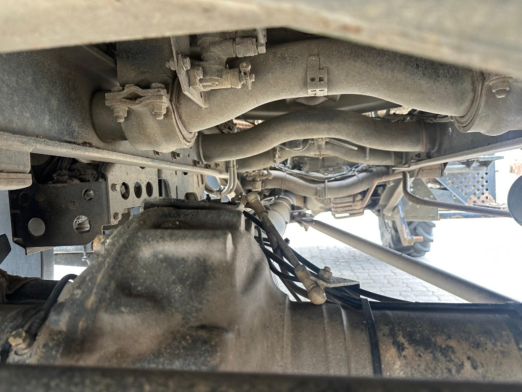 Tractor Mercedes-Benz U 4000: foto 11