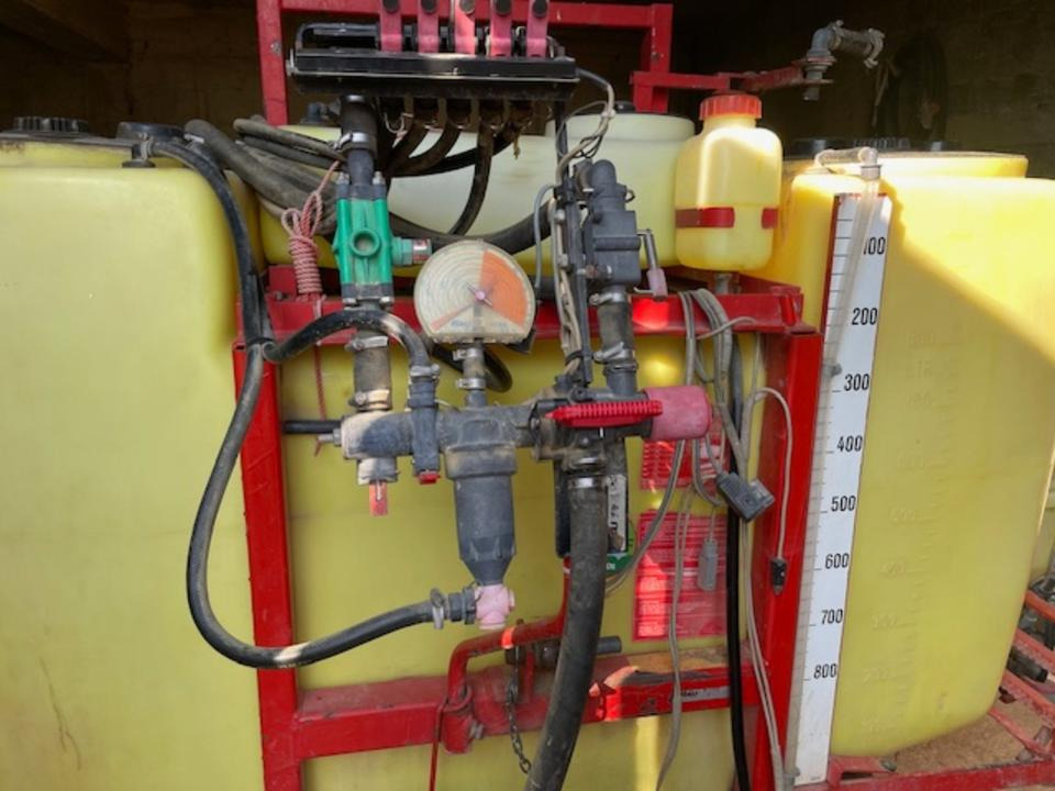 Feldspritze 800 ltr. Rau D2 - Pulverizador suspendido: foto 3 Feldspritze 800 ltr. Rau D2 - Pulverizador suspendido: foto 3