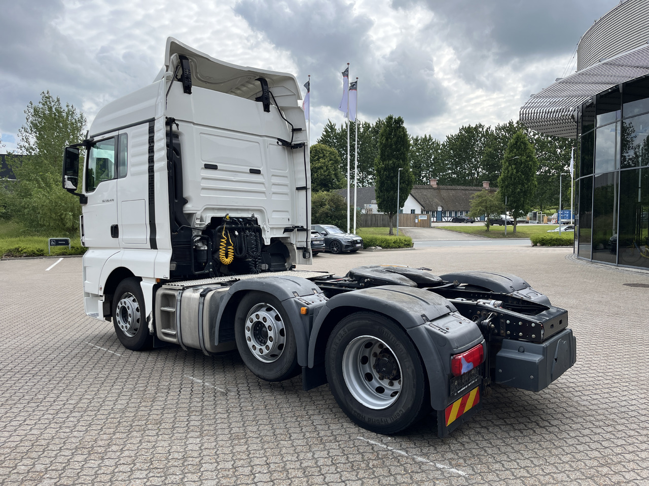MAN TGX 26.470 6x2-2 - Cabeza tractora: foto 4 MAN TGX 26.470 6x2-2 - Cabeza tractora: foto 4