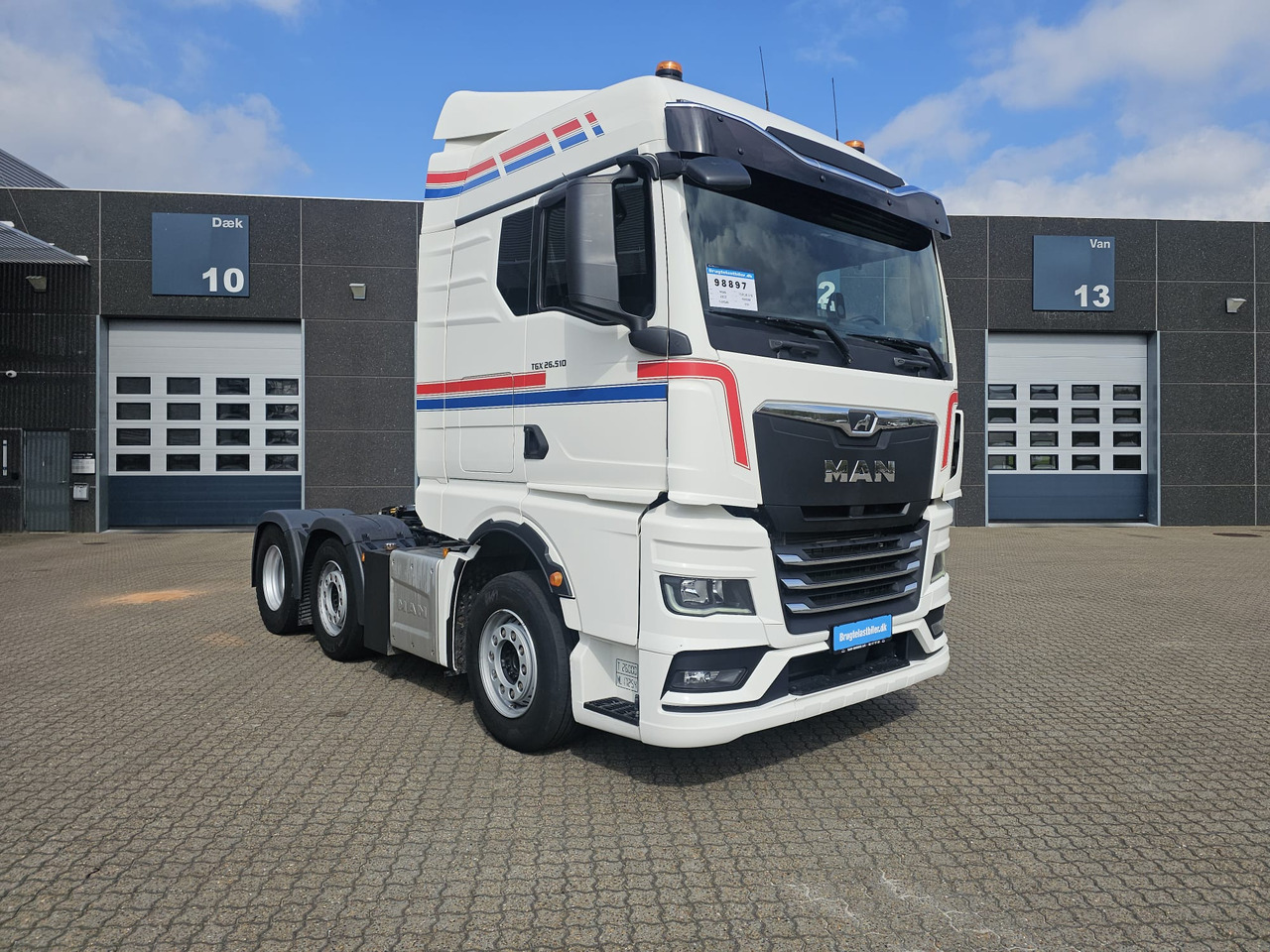 MAN TGX 26.510 - Cabeza tractora: foto 2 MAN TGX 26.510 - Cabeza tractora: foto 2