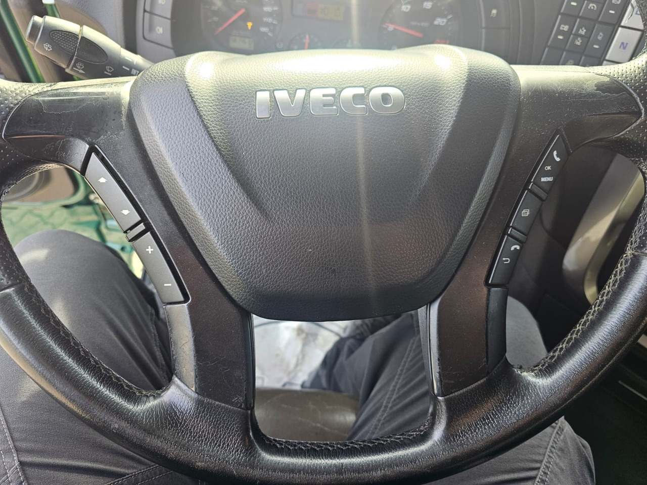 Camión portacontenedore/ Intercambiable Iveco Stralis 560 6x4: foto 26 Camión portacontenedore/ Intercambiable Iveco Stralis 560 6x4: foto 26