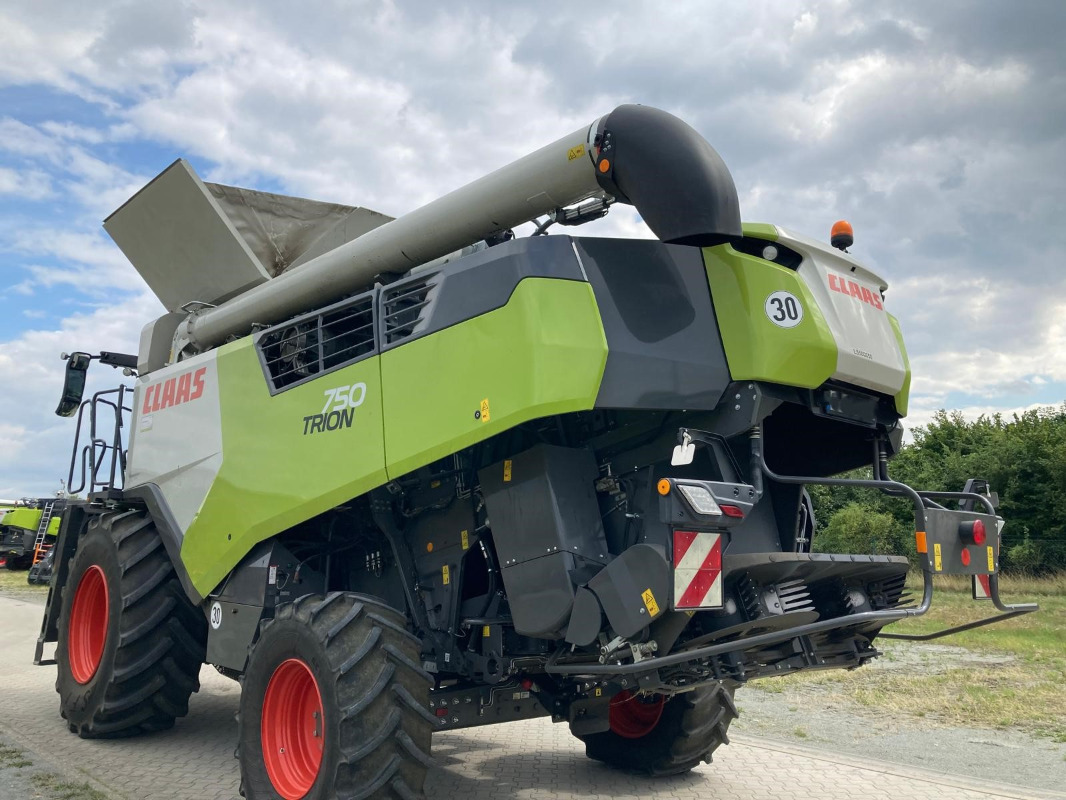 CLAAS Trion 750 - Cosechadora de granos: foto 5 CLAAS Trion 750 - Cosechadora de granos: foto 5