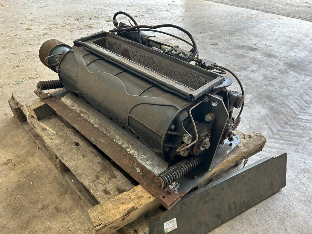 CLAAS Jaguar 890 mit Kemper 360 und PU - Cosechadora: foto 5 CLAAS Jaguar 890 mit Kemper 360 und PU - Cosechadora: foto 5