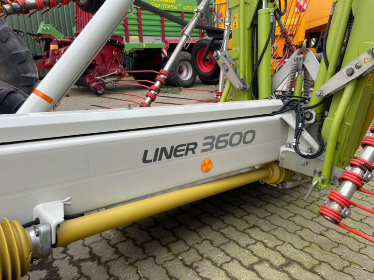 CLAAS Liner 3600 - Henificadora: foto 4 CLAAS Liner 3600 - Henificadora: foto 4