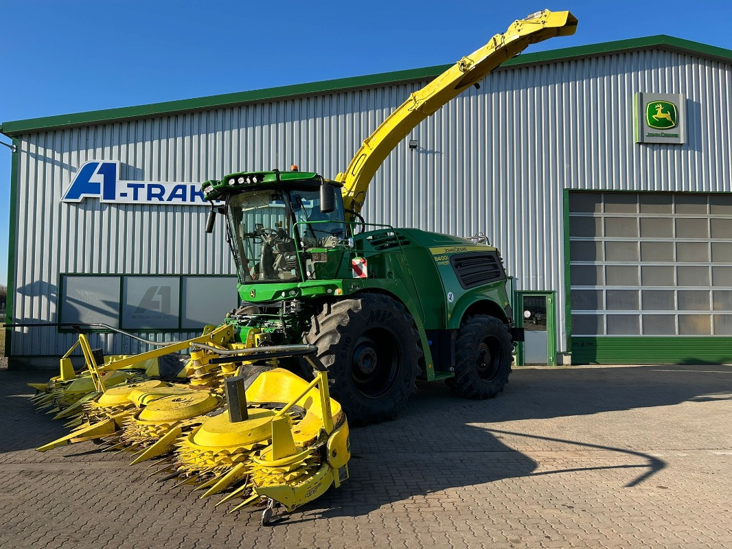 John Deere 8400i - Cosechadora: foto 1 John Deere 8400i - Cosechadora: foto 1