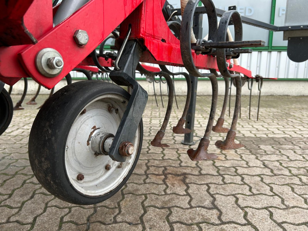 Kongskilde VCO-I / 8-75 Maishacke - Maquinaria para fertilización: foto 4 Kongskilde VCO-I / 8-75 Maishacke - Maquinaria para fertilización: foto 4