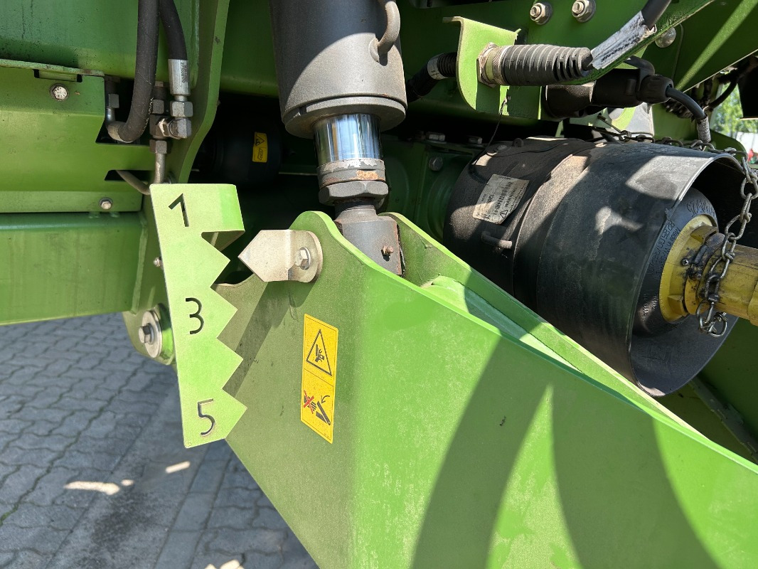 Remolque agrícola Krone GX 440: foto 13