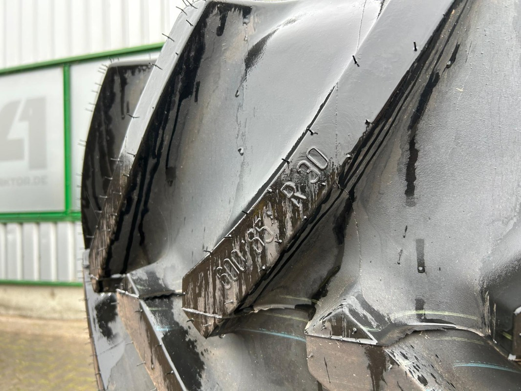 Mitas 710/70R42 600/65R30 SST Kompletträder - Neumático para Maquinaria agrícola: foto 2 Mitas 710/70R42 600/65R30 SST Kompletträder - Neumático para Maquinaria agrícola: foto 2