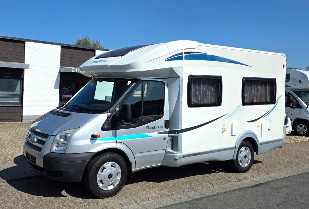 Autocaravana perfilada Chausson Flash 02 - Festbett - Klima - Tempomat - AHK: foto 1