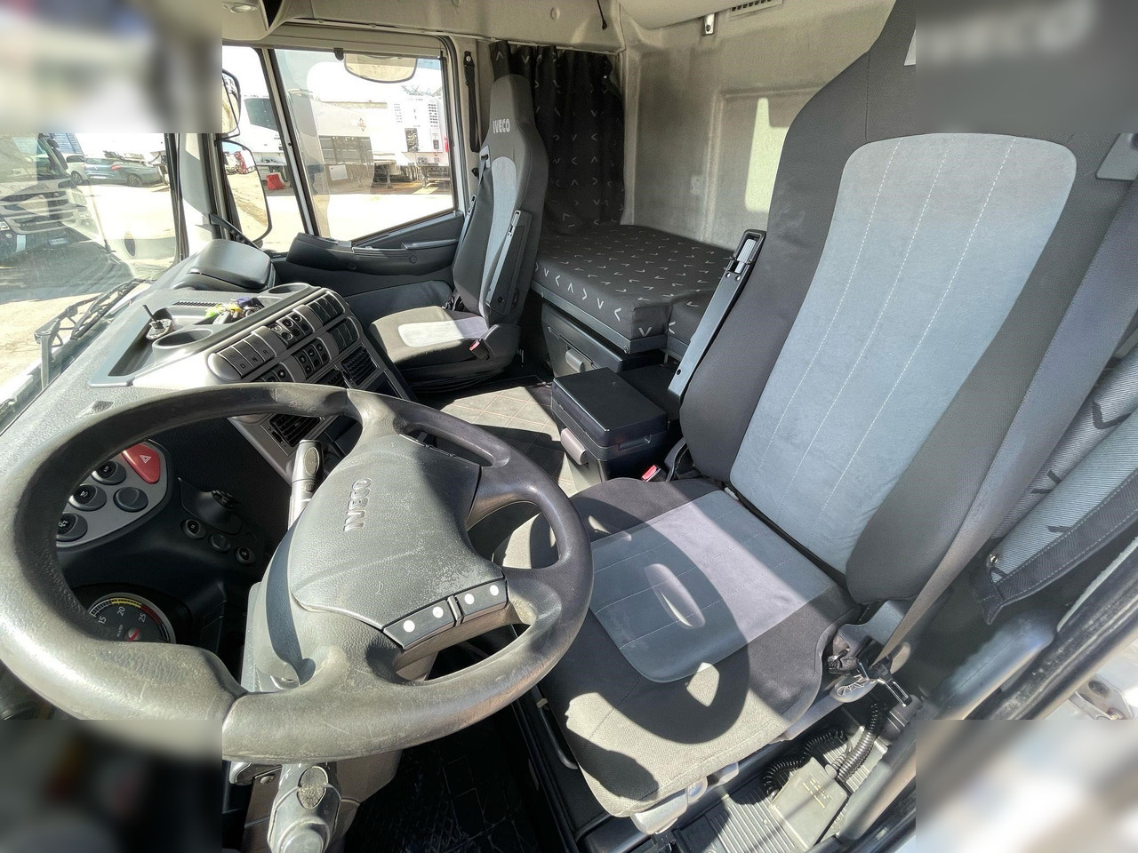 Cabeza tractora IVECO ECOSTRALIS 500: foto 6