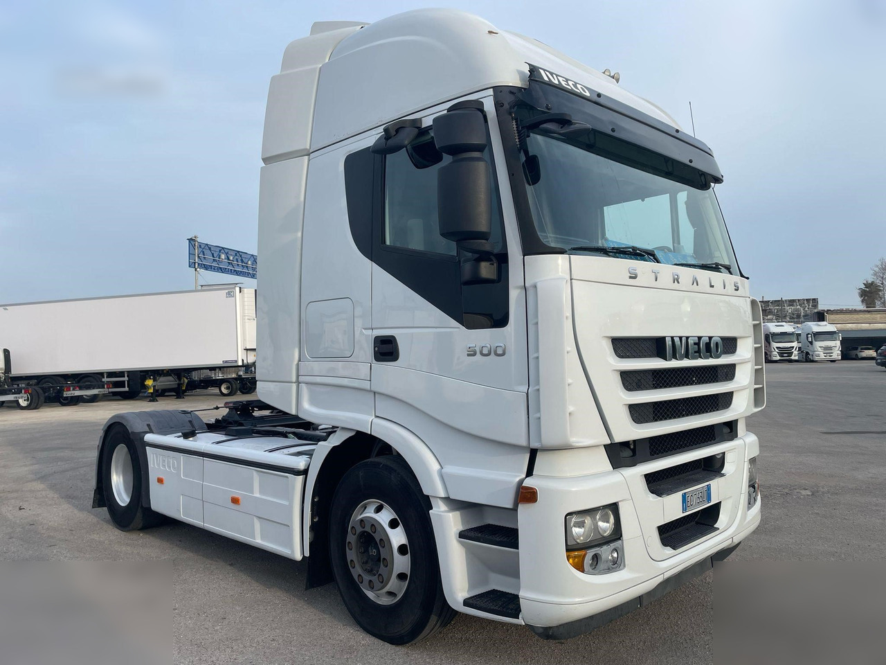 IVECO STRALIS 500 - Cabeza tractora: foto 1 IVECO STRALIS 500 - Cabeza tractora: foto 1