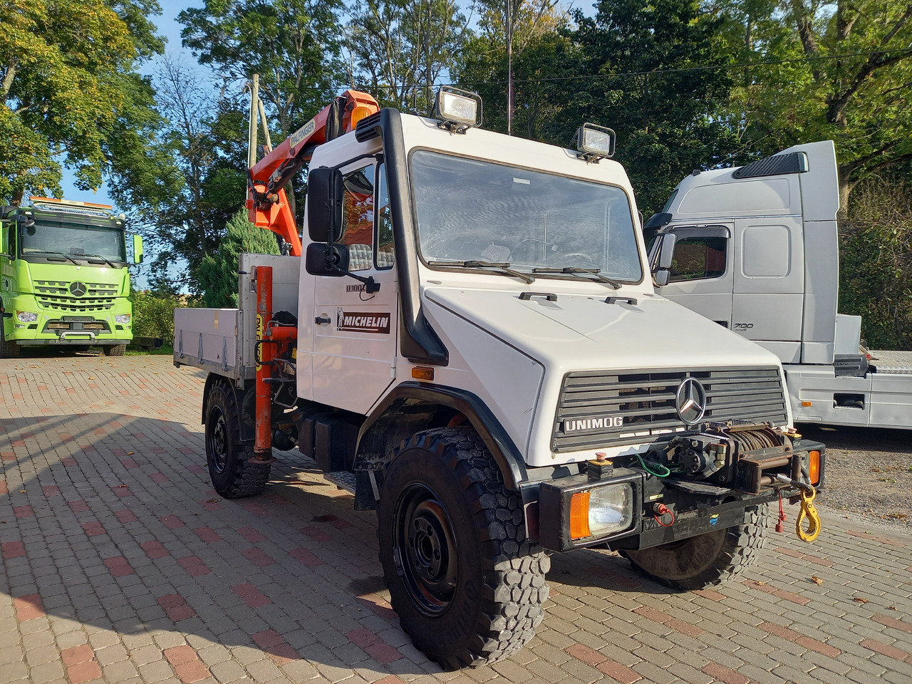 UNIMOG U100L - Camión grúa: foto 5 UNIMOG U100L - Camión grúa: foto 5
