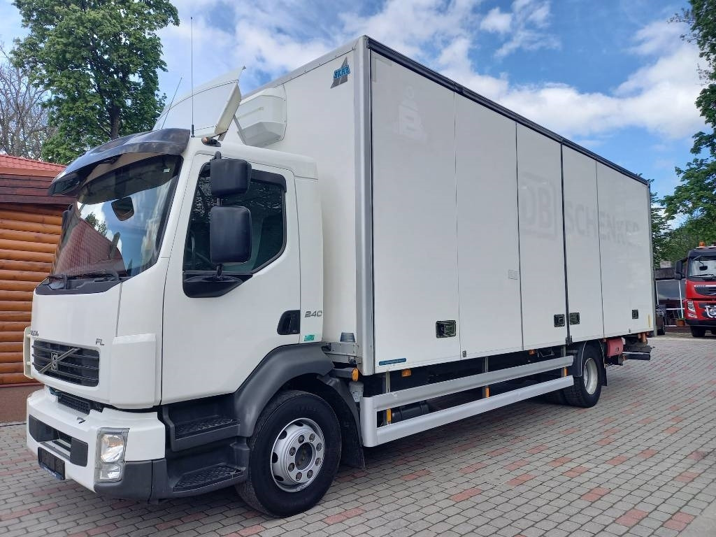 Volvo BM FL 240, 4x2, SIDE-OPENING - Camión caja cerrada: foto 4 Volvo BM FL 240, 4x2, SIDE-OPENING - Camión caja cerrada: foto 4