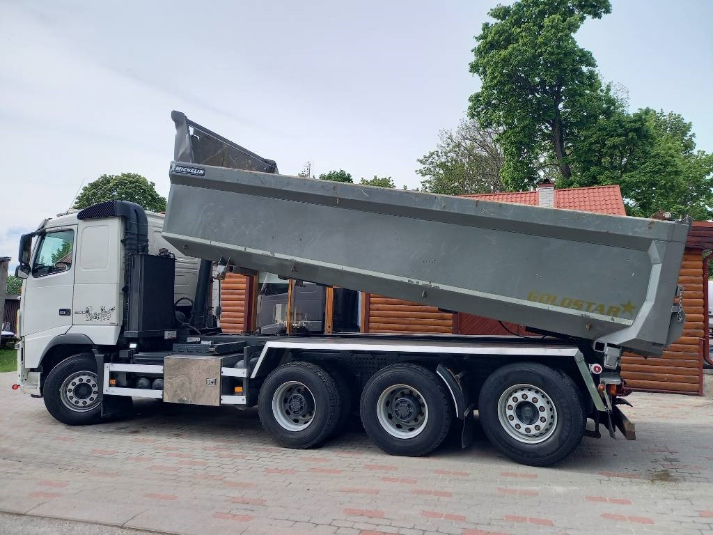 Volvo FH 16, 8x4 , RETARDER, BIG AXLES, GW 39500KG - Camión volquete: foto 2 Volvo FH 16, 8x4 , RETARDER, BIG AXLES, GW 39500KG - Camión volquete: foto 2