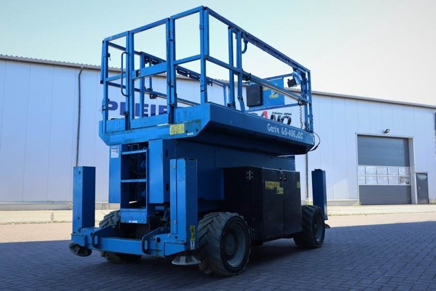 Genie GS4069DC Electric, 14m Working Height, 363kg Capac - Plataforma de tijeras: foto 2 Genie GS4069DC Electric, 14m Working Height, 363kg Capac - Plataforma de tijeras: foto 2