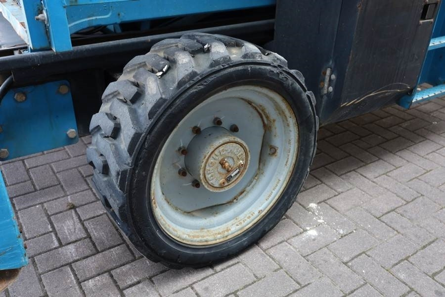 Plataforma de tijeras Genie GS5390 Diesel, 4x4 Drive, 18.15m Working Height, 6: foto 15