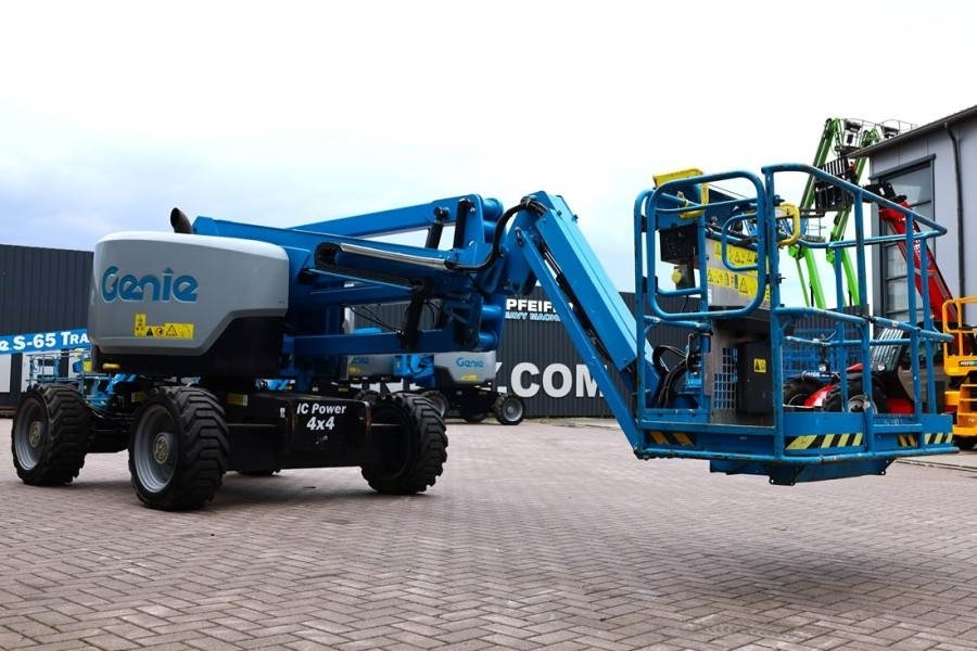 Plataforma articulada Genie Z-45XC GUARANTEE, Diesel, 4x4 Drive, 16m Working H: foto 8