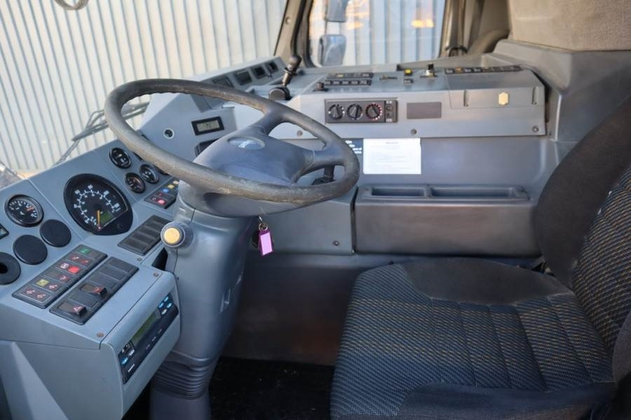 Grove GMK3055 Diesel, 6x6x6, 55t Capacity, 43m Main Boom - Grúa todo terreno: foto 4 Grove GMK3055 Diesel, 6x6x6, 55t Capacity, 43m Main Boom - Grúa todo terreno: foto 4