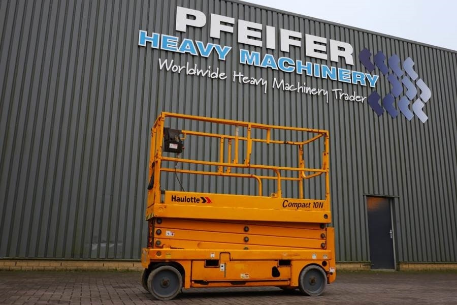 Haulotte Compact 10N As-Is, Electric, 10m Working Height, 2 - Plataforma de tijeras: foto 1 Haulotte Compact 10N As-Is, Electric, 10m Working Height, 2 - Plataforma de tijeras: foto 1