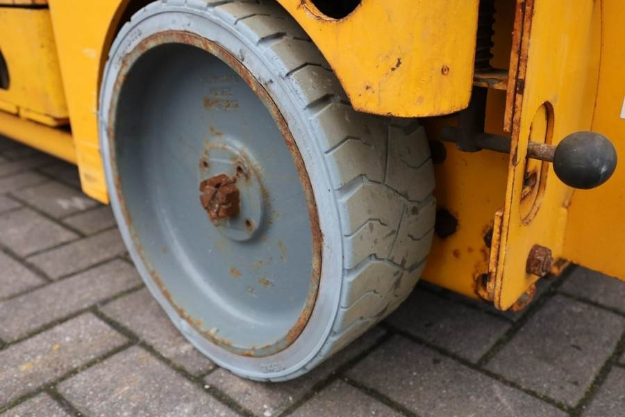 Plataforma de tijeras Haulotte Compact 10N Electric, 10m Working Height, 230kg Ca: foto 10 Plataforma de tijeras Haulotte Compact 10N Electric, 10m Working Height, 230kg Ca: foto 10