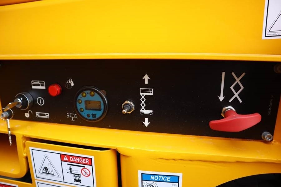 Haulotte Compact 10N Valid Iinspection, *Guarantee! 10m Wor - Plataforma de tijeras: foto 5 Haulotte Compact 10N Valid Iinspection, *Guarantee! 10m Wor - Plataforma de tijeras: foto 5